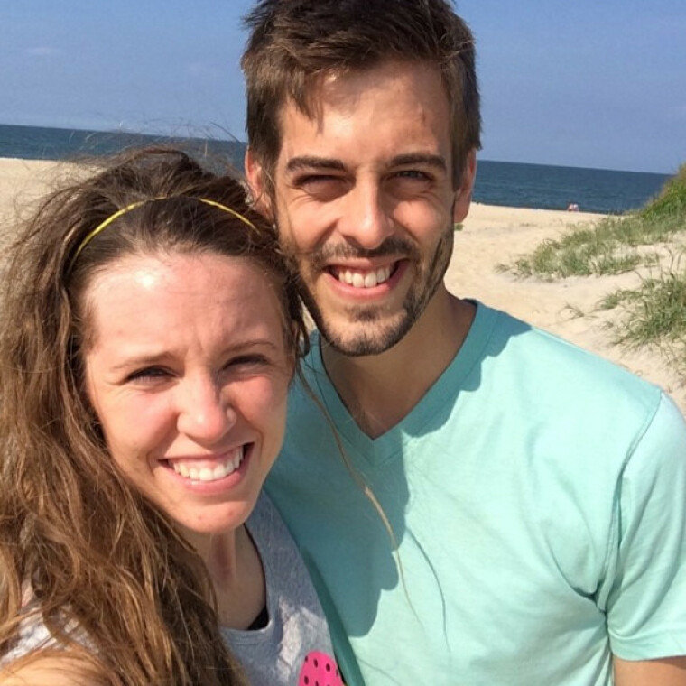 Pregnant Jill Duggar Celebrates Baby Shower At Olive Garden Photos My