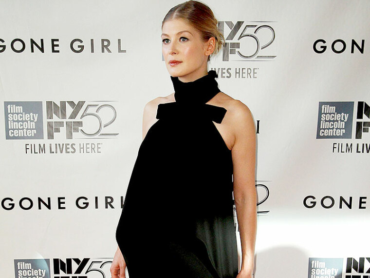 Rosamund Pike News Real Life Love Story As Telling As Her Character In Gone Girl Christian 4554