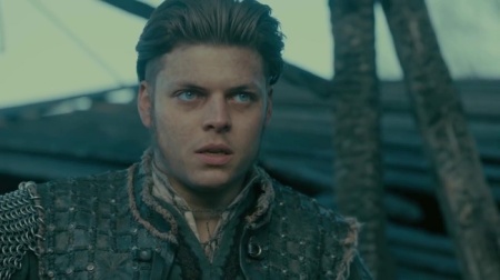 Is the actor who plays Ivar the Boneless really crippled? - Quora