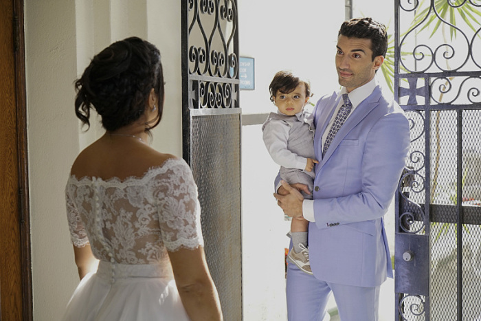 Jane The Virgin Season 3 Release Date Plot Spoilers Xo Must Make A Difficult Decision Jane