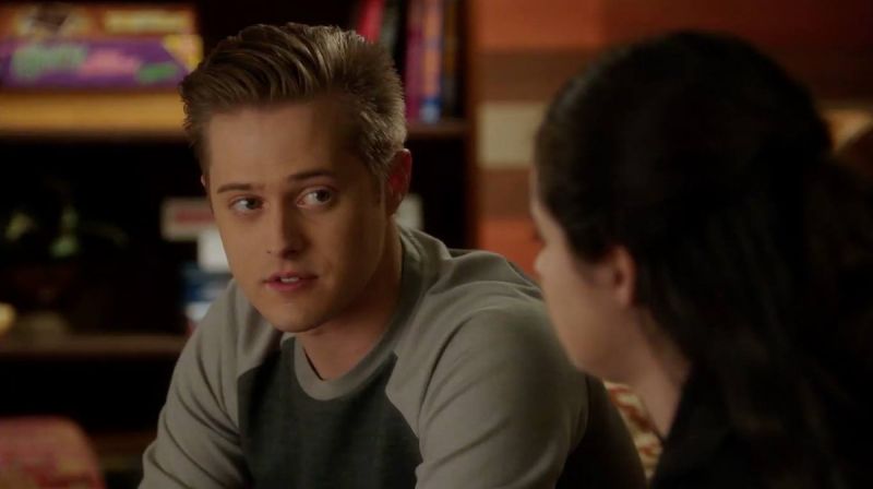 Toby Kennish, Switched at Birth Wiki