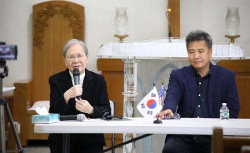 Rev. Young-sook Han, Professor Gil-joo Lee