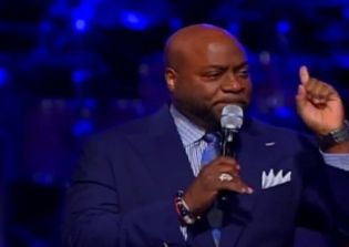 Bishop Eddie Long dies from cancer at age 63
