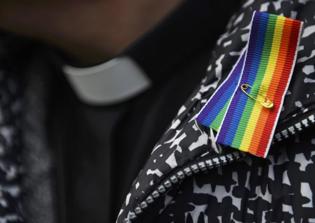 Transgender man appointed as associate pastor at church in Britain