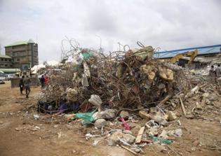 At least 160 worshippers killed in Nigeria after church roof collapses
