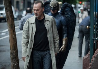 'Birdman' Movie Review: Film Stirs Up Oscar Buzz