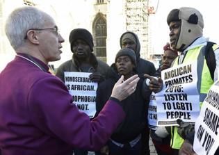 Church of England aims for a compromise on homosexuality issue