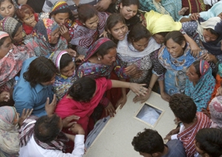 Pakistan launching paramilitary crackdown on Islamist militants after Easter bombing attack on Christians
