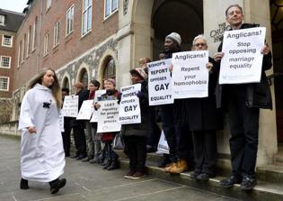 Scottish Anglicans face sanctions for voting in favor of same-sex marriage