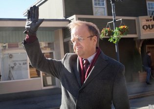 'Sherlock' season 4 spoilers, plot news: Is Toby Jones playing the role of a German spy?