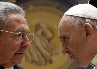 Cuba's Raul Castro Hails Pope Francis, Says He May Return to Fold of Catholic Church