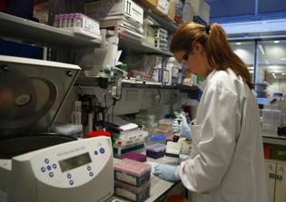 Sierra Leone Quarantines Nearly 700 People After New Ebola Death
