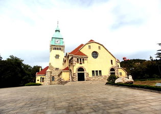 China orders Sichuan church to stop religious activities