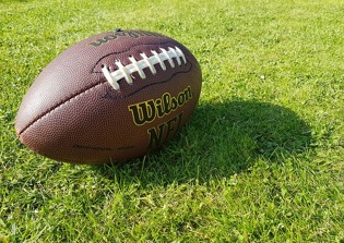 Secularist group lodges complaint against Indiana high school football coach for praying with team