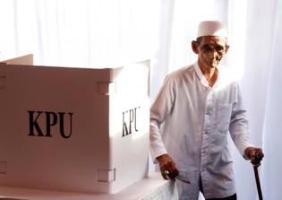 Christian Governor loses Jakarta election amid blasphemy trial