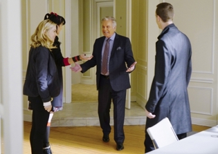 'NCIS' season  14 spoilers: Congresswoman Flemming gets life threats; DiNozzo returns