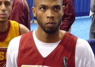 Chicago Bulls trade rumors 2016: Taj Gibson may move to Philly for young big man