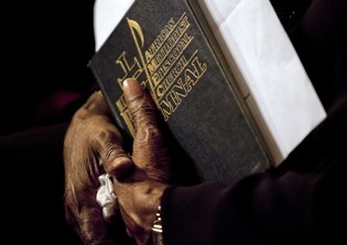 Over 2,000 People Attend Funeral of Pastor's Pregnant Wife Murdered During Home Invasion