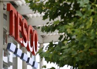 Tesco's new Christmas ad featuring Muslim family prompts calls for boycott