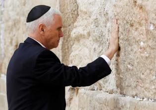 Christian overtones in Mike Pence's Holocaust remembrance day tweet stir Jewish outrage