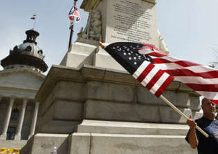 'God bless America' no longer in school pledge after ACLU deems phrase 'unconstitutional'