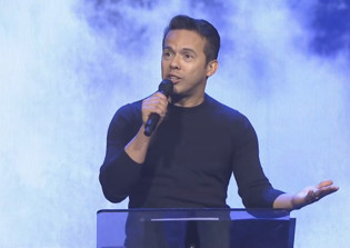 Samuel Rodriguez calls for release of evangelical pastor being prepared for deportation