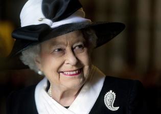 Queen Elizabeth II says Jesus Christ helps her see the value of doing small things