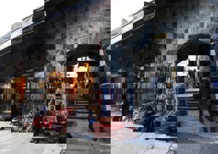 Suicide bomber kills 10 people, mainly Germans, in Istanbul