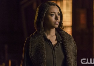 'The Vampire Diaries' season 8 spoilers news: EP hints new big bad; Who will save Damon?