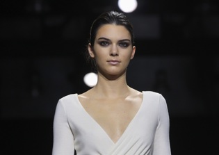 Kendall Jenner Dating Justin Bieber's Friend Alfredo Flores; Model Confirms New Relationship