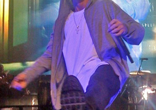 Eminem new album 2016 news: Could be delayed; rapper lacks inspiration?