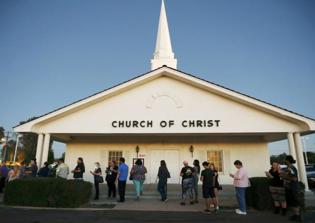 Most churches did not talk about politics during election season, says Pew study