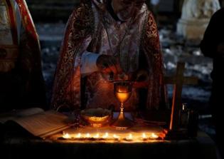 Crosses, once banned by ISIS, return to Christian villages in Nineveh Plain