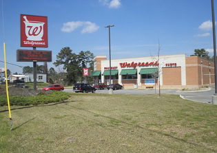 Walgreens draws criticism for new transgender restroom policy