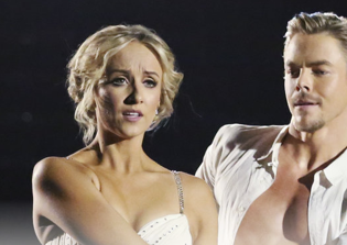 Dancing With the Stars 2015 News: Derek Hough Injured in 'Accident' During Rehearsals