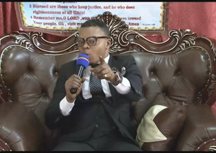 Pastor whips teenage couple with belt during church service in Ghana