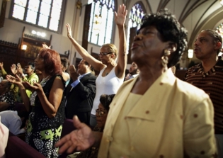 Fewer Americans pray, but still believe in afterlife - study