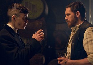 'Peaky Blinders' season 4 spoilers: Tommy attempts to win his family's trust back; Michael to become Tommy's successor?