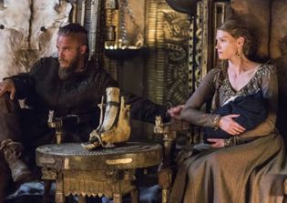 'Vikings' season 4 episode 15 spoilers: Ragnar and Ivar plot against enemies; Aslaug to reappear in dream sequence?
