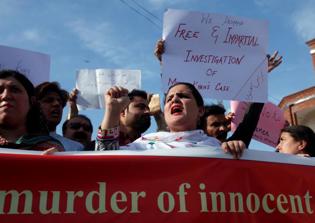 Christian families flee village in Pakistan after teen receives death threats over alleged blasphemy