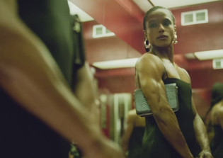 One Million Moms denounces H&M "She's a Lady" ad showing 2 girls kissing