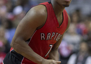 San Antonio Spurs trade rumors: Lowry could be brought in to replace Parker
