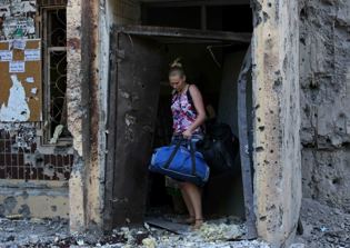 Convoy Carrying Women and Children Attacked In Ukraine, Government Claims