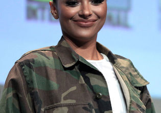 'Vampire Diaries' season 8 spoilers, plot news: Emotional goodbye for Bonnie; Elena as villain?