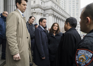 'Law & Order: SVU' season 17 spoilers news: Major character to die in the finale? Showrunner hints episode to focus on 'tragedy and transition'