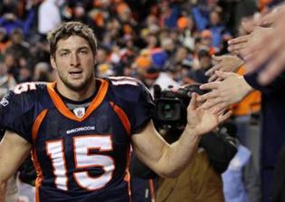 Franklin Graham: Tim Tebow a 'True Leader, Both On and Off the Field'