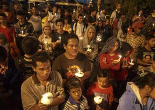 Expert Suggests AirAsia 8501 Was Horizontal During Crash