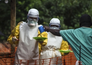 Ebola Virus News Today: Global Death Toll Nears 8,000 - WHO; UK Records First Case