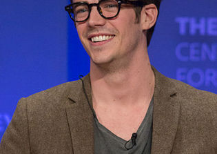 'The Flash' season 3 spoilers, plot news: 'Flashpoint' plot predicted; Tom Cavanagh returns as series regular